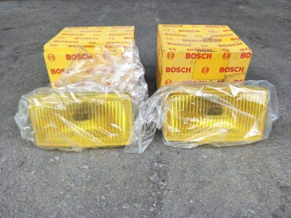 Volvo Series 200-700 Bosch Fog Light Lens Yellow Original Nos