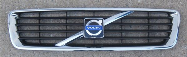 2008-2010 Volvo C30 Grill with Emblem [OEM]