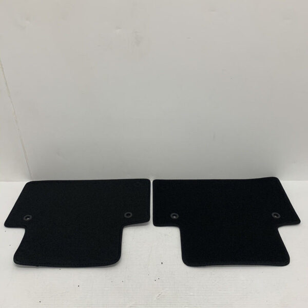 Genuine Volvo S40 Tailored Mats - Image 5